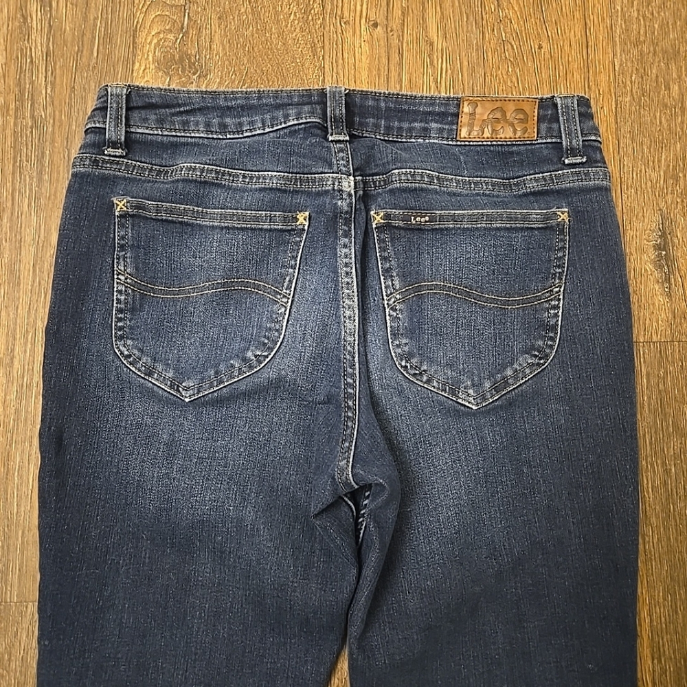 Lee Regular Fit Bootcut Mid Rise Blue Jeans Women’s Size 10 Short Denim Pants - Picture 6 of 6